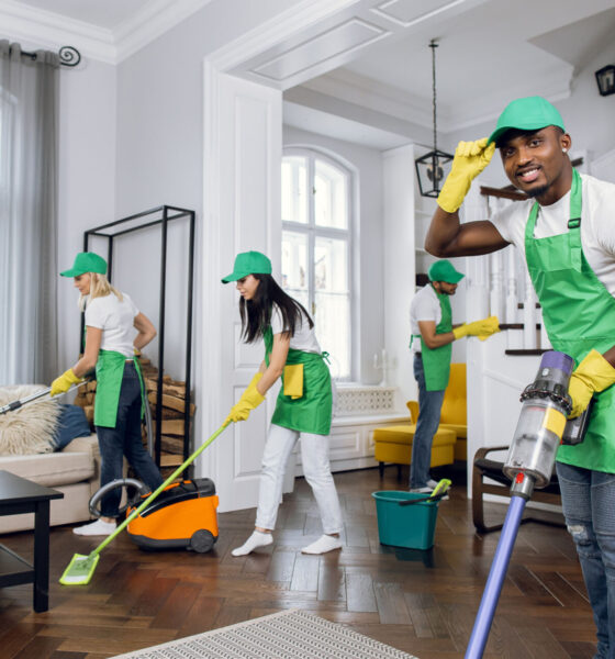 cleaning-service-img1